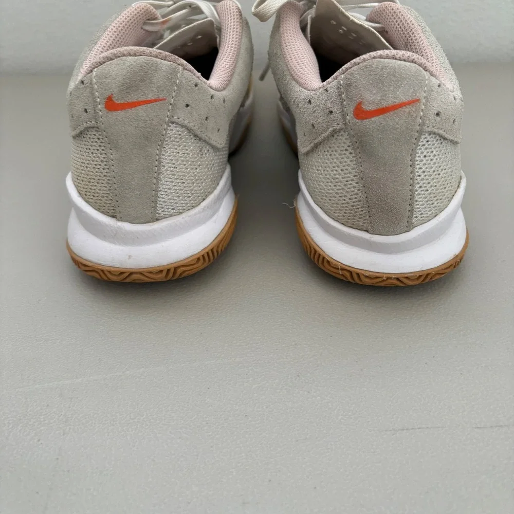 Nike Court Lite Tennis Shoes White Tan Pink  Womens Sz 8 Golf Pickeball